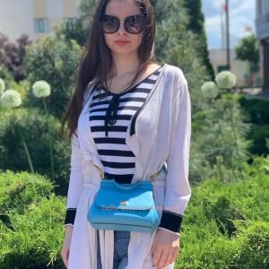 Alexandra Russian escorts girl in Delhi (3)